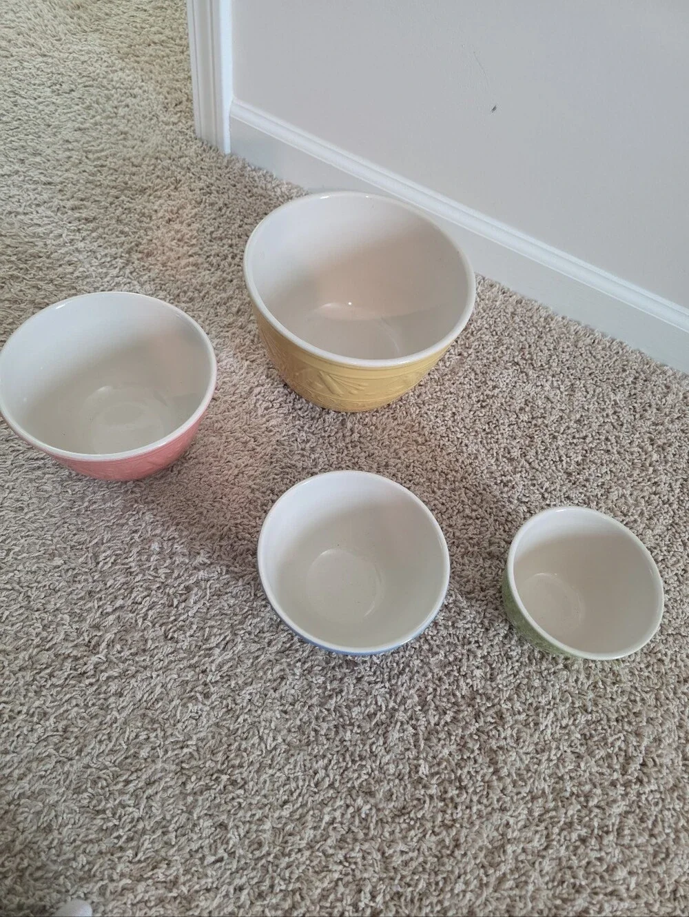 Gooseberry Patch Ceramic Nesting Mixing Bowls Set of 4 Embossed Utensils 2001